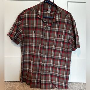 Men’s short sleeve plaid shirt